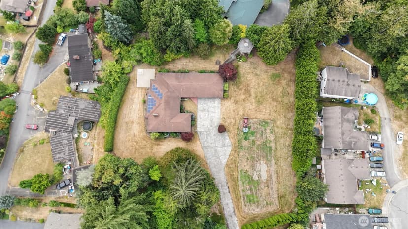 Property photo for 916 N Township Street, Sedro Woolley photo 32