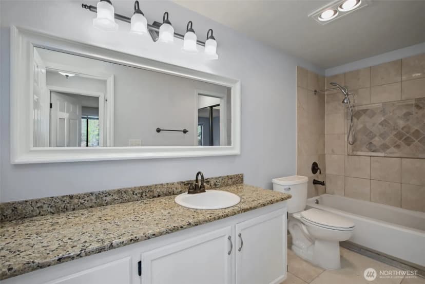 Property photo for 1804 S 285th Place #d, Federal Way photo 19