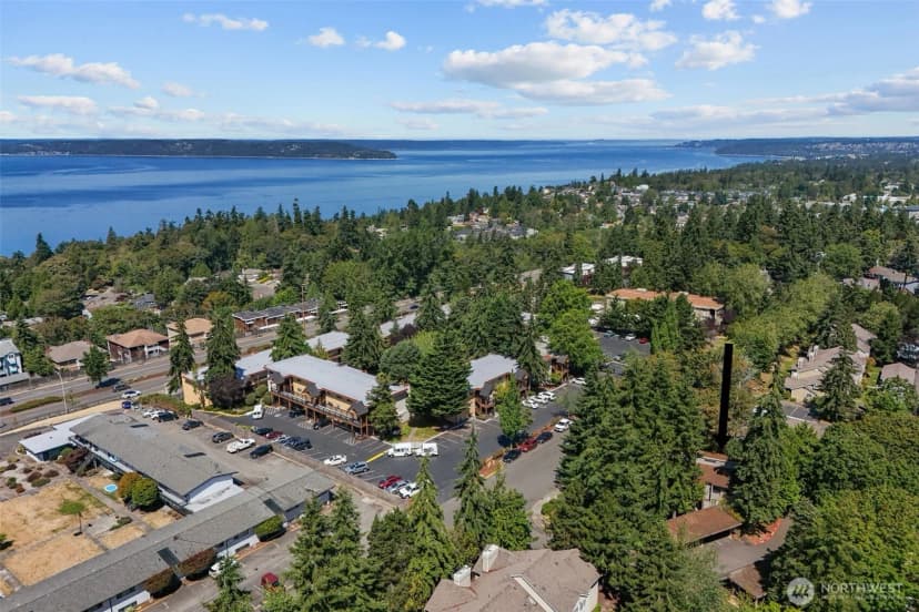 Property photo for 1804 S 285th Place #d, Federal Way photo 27