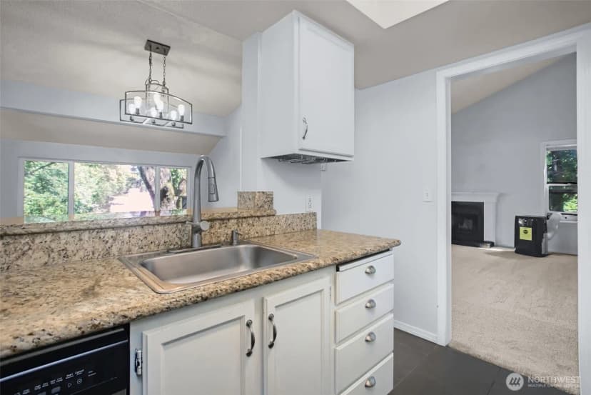 Property photo for 1804 S 285th Place #d, Federal Way photo 13