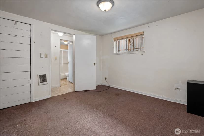 Property photo for 8506 Lake Street Sw, Lakewood photo 14