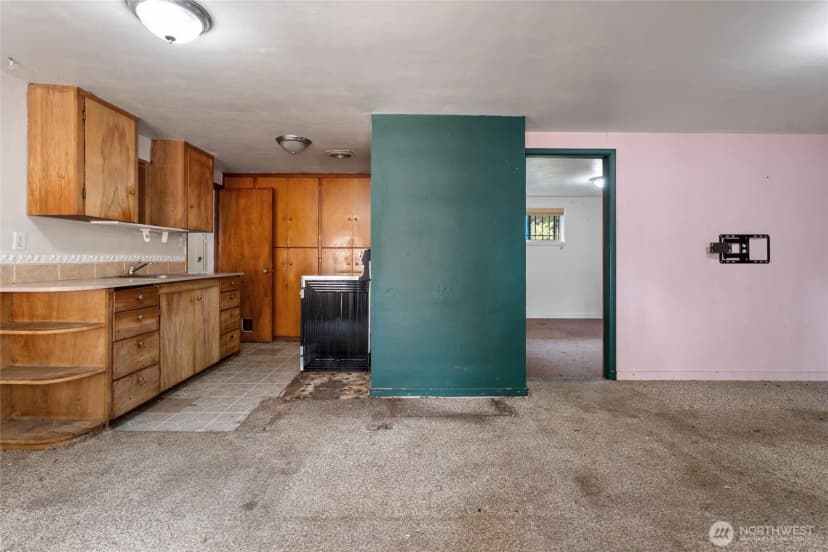Property photo for 8506 Lake Street Sw, Lakewood photo 6