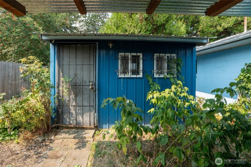 Property photo for 8506 Lake Street Sw, Lakewood photo 17