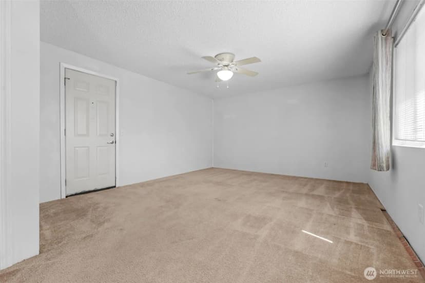 Property photo for 3330 120th Street Se, Everett photo 13