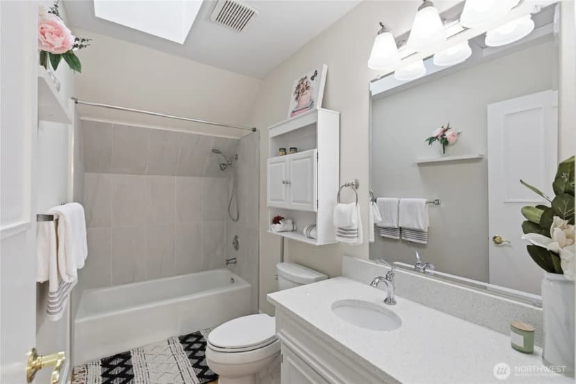 Property photo for 412 164 Place Se, Bothell photo 25