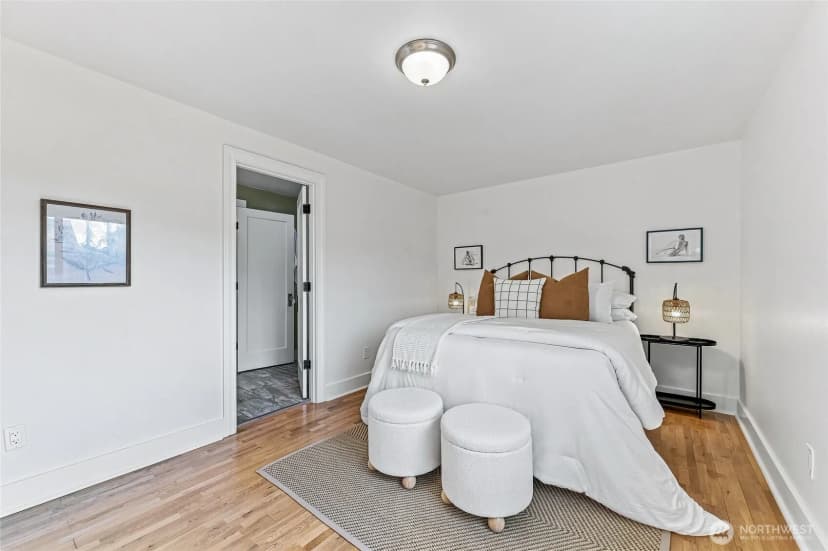 Property photo for 14309 19th Avenue Ne, Seattle photo 23