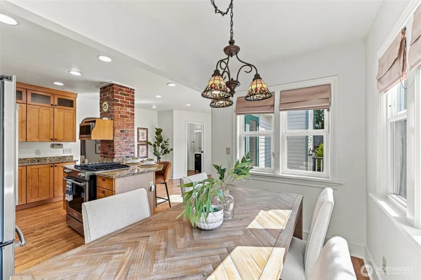 Property photo for 14309 19th Avenue Ne, Seattle photo 16