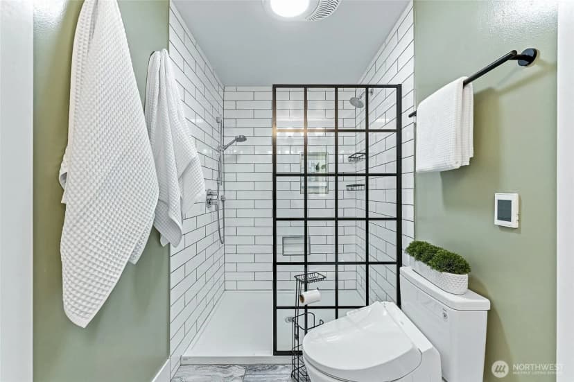 Property photo for 14309 19th Avenue Ne, Seattle photo 22