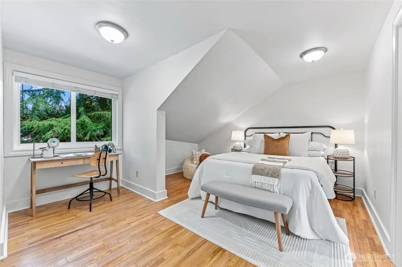 Property photo for 14309 19th Avenue Ne, Seattle photo 17