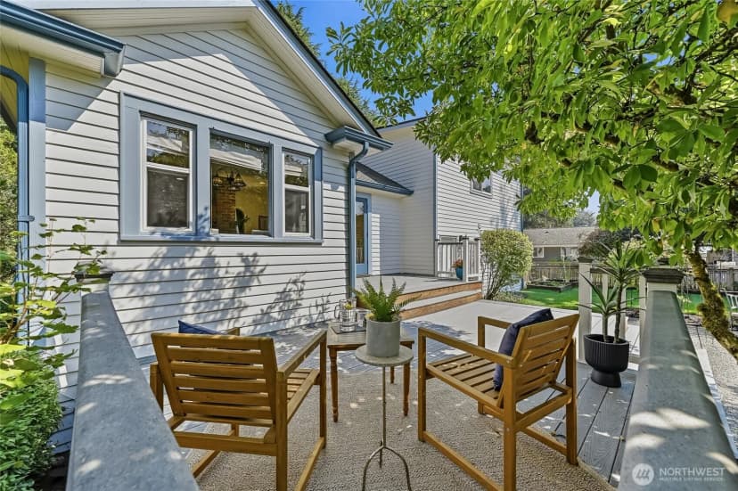Property photo for 14309 19th Avenue Ne, Seattle photo 34