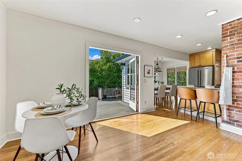Property photo for 14309 19th Avenue Ne, Seattle photo 14