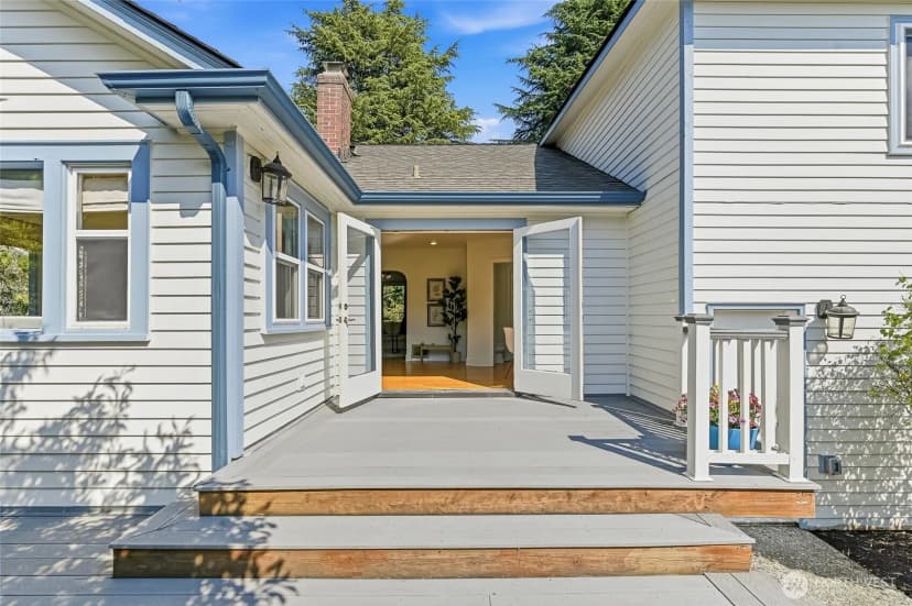 Property photo for 14309 19th Avenue Ne, Seattle photo 33