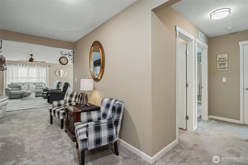 Property photo for 906 3rd Avenue Ne, Quincy photo 6
