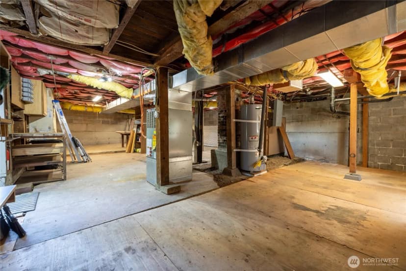 Property photo for 112 E Division Street, Mount Vernon photo 31