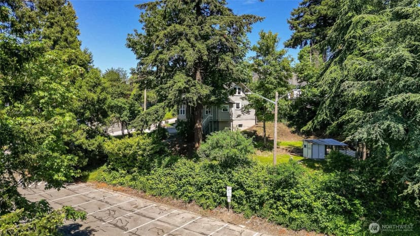 Property photo for 112 E Division Street, Mount Vernon photo 36