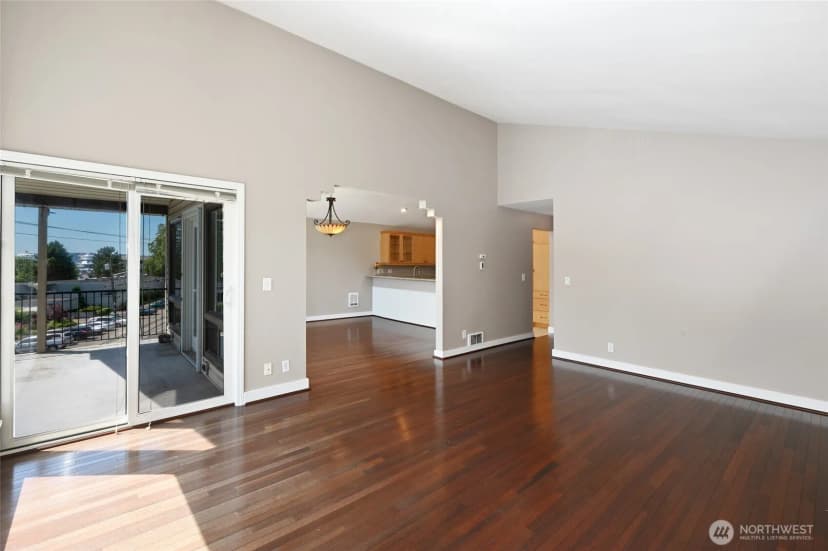 Property photo for 2636 22nd Avenue W #303, Seattle photo 6
