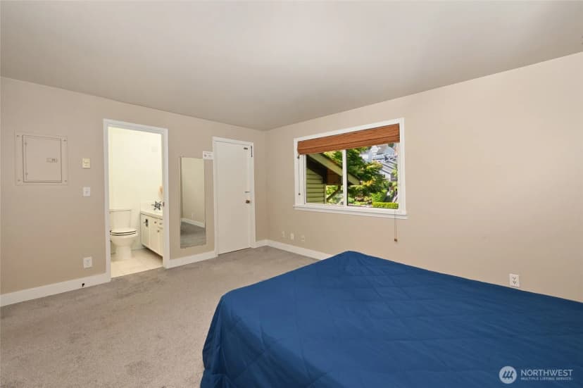 Property photo for 2636 22nd Avenue W #303, Seattle photo 19