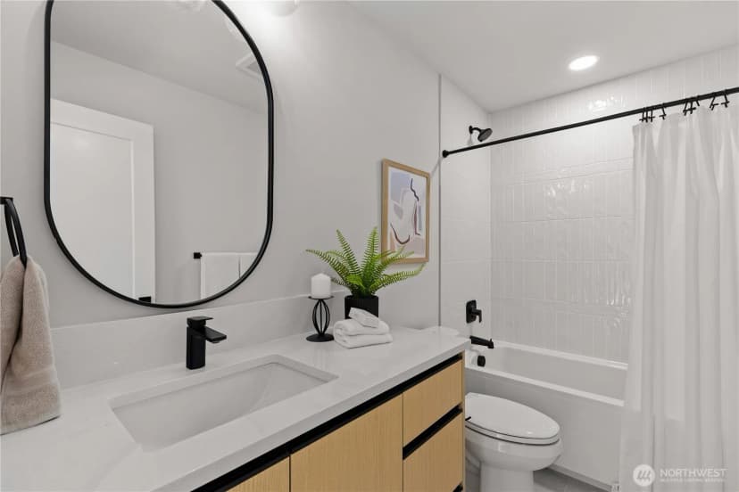 Property photo for 3409 B Nw Market Street, Seattle photo 20