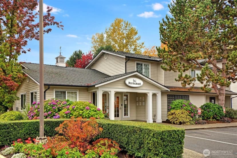 Property photo for 12404 E Gibson Road #b-304, Everett photo 16