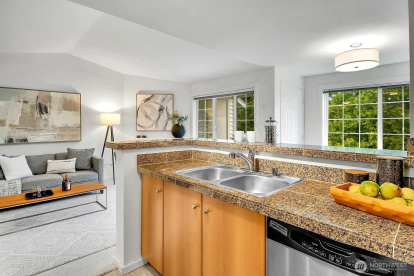 Property photo for 12404 E Gibson Road #b-304, Everett photo 9