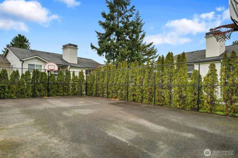Property photo for 12404 E Gibson Road #b-304, Everett photo 25