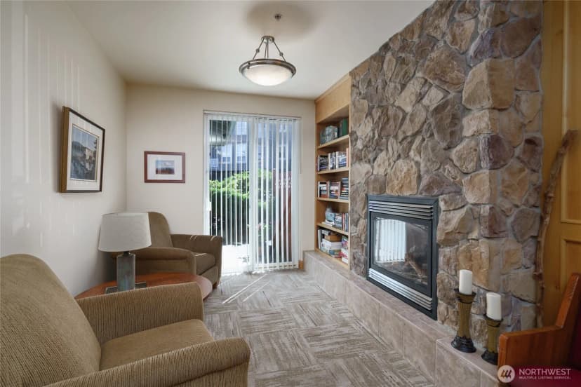 Property photo for 1416 Lindsay Loop #107, Mount Vernon photo 12