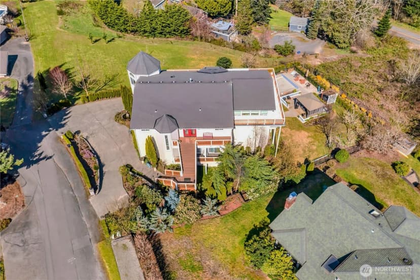 Property photo for 6203 Watchtower Road Ne, Tacoma photo 39