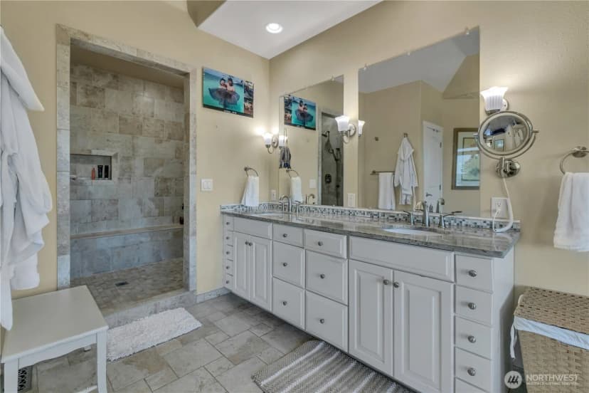 Property photo for 6203 Watchtower Road Ne, Tacoma photo 22