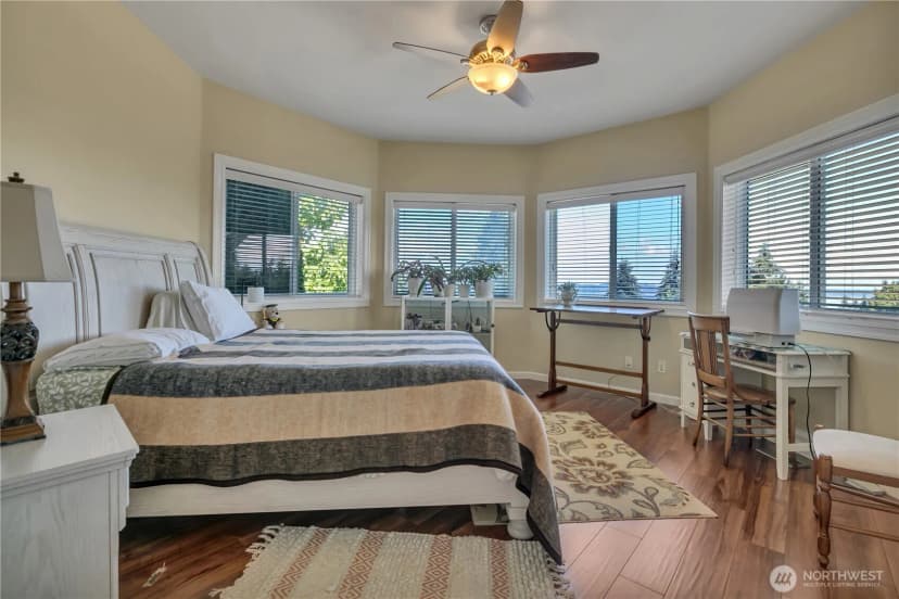 Property photo for 6203 Watchtower Road Ne, Tacoma photo 25