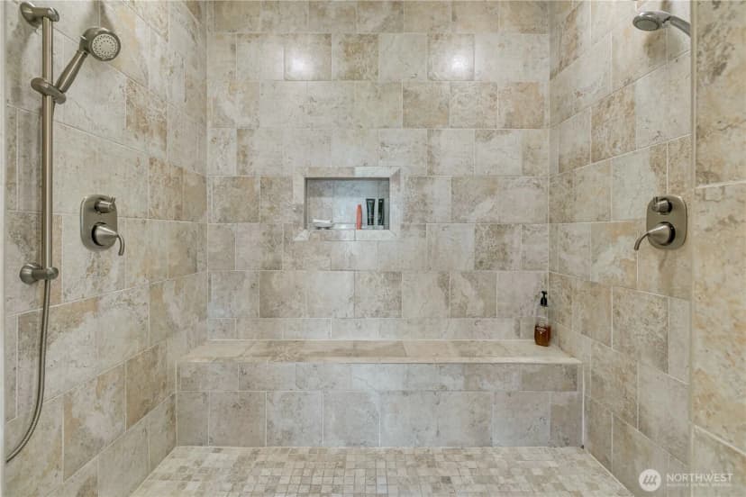 Property photo for 6203 Watchtower Road Ne, Tacoma photo 22