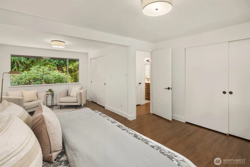Property photo for 11215 Champagne Point Road Ne, Kirkland photo 26