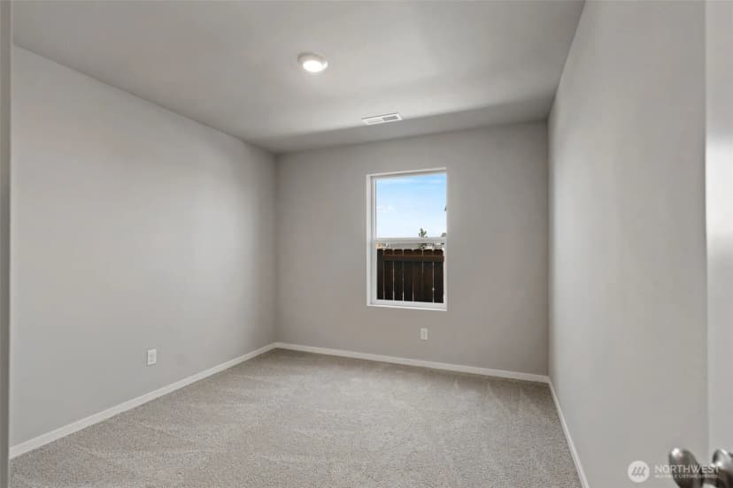 Property photo for 1802 S Mallard Way #31, Ellensburg photo 13