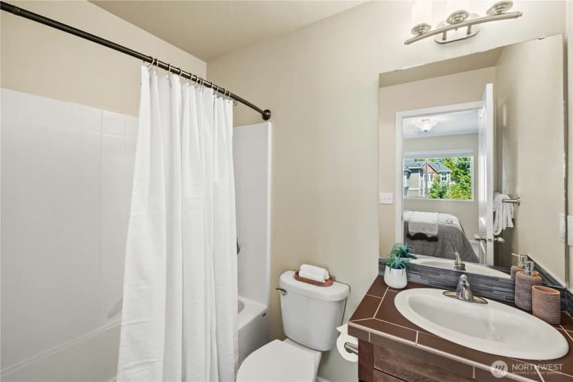 Property photo for 1912 113th Place Se, Everett photo 18
