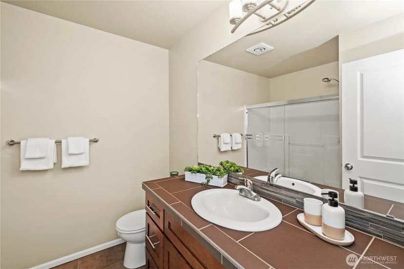 Property photo for 1912 113th Place Se, Everett photo 25