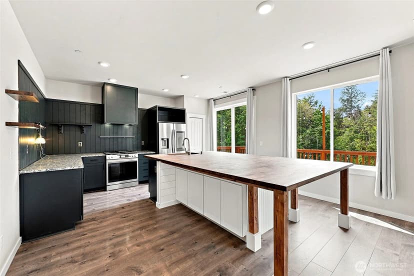 Property photo for 7701 208th Avenue E, Bonney Lake photo 10