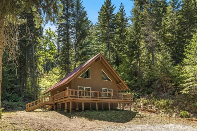 Property photo for 390 Tillman Creek Road, Cle Elum photo 2