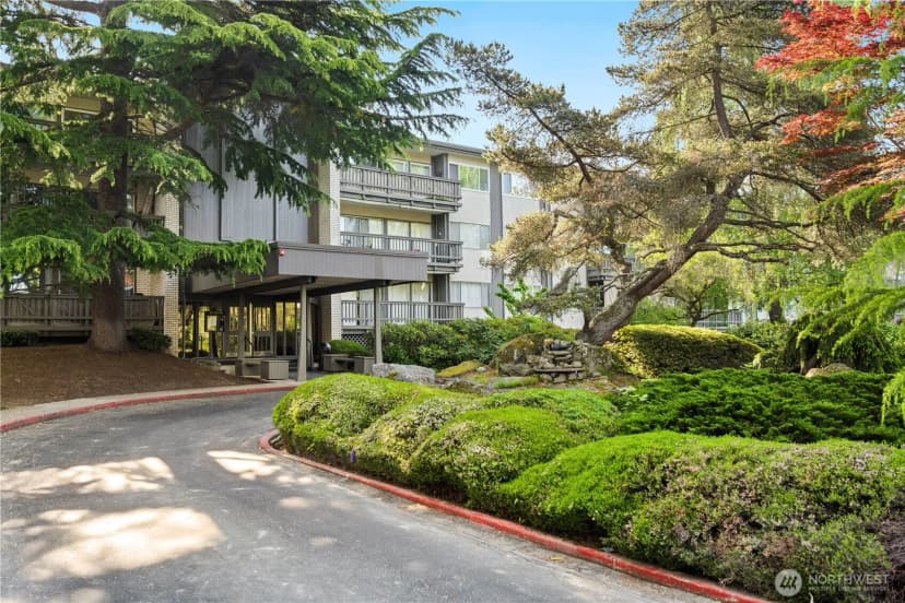 Property photo for 2500 81st Avenue Se #351, Mercer Island photo 23