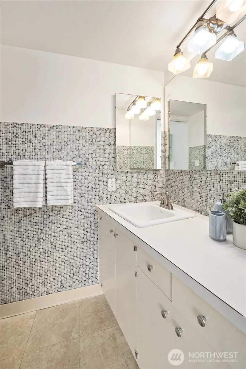 Property photo for 2500 81st Avenue Se #351, Mercer Island photo 18