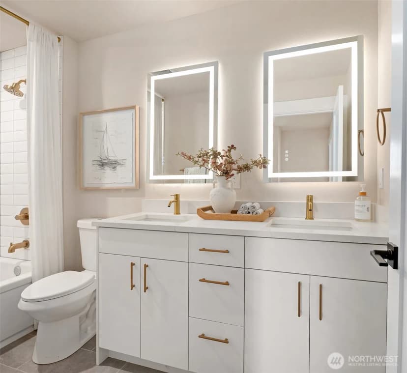Property photo for 910 15th Avenue #b, Seattle photo 10