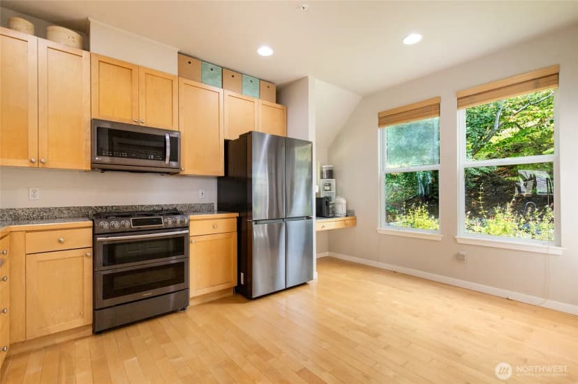 Property photo for 10919 E Villa Monte Drive, Mukilteo photo 21
