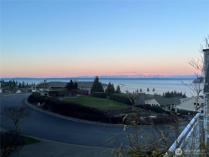 Property photo for 10919 E Villa Monte Drive, Mukilteo photo 30
