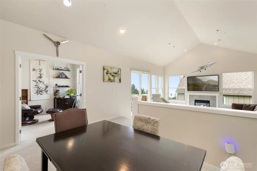 Property photo for 10919 E Villa Monte Drive, Mukilteo photo 17