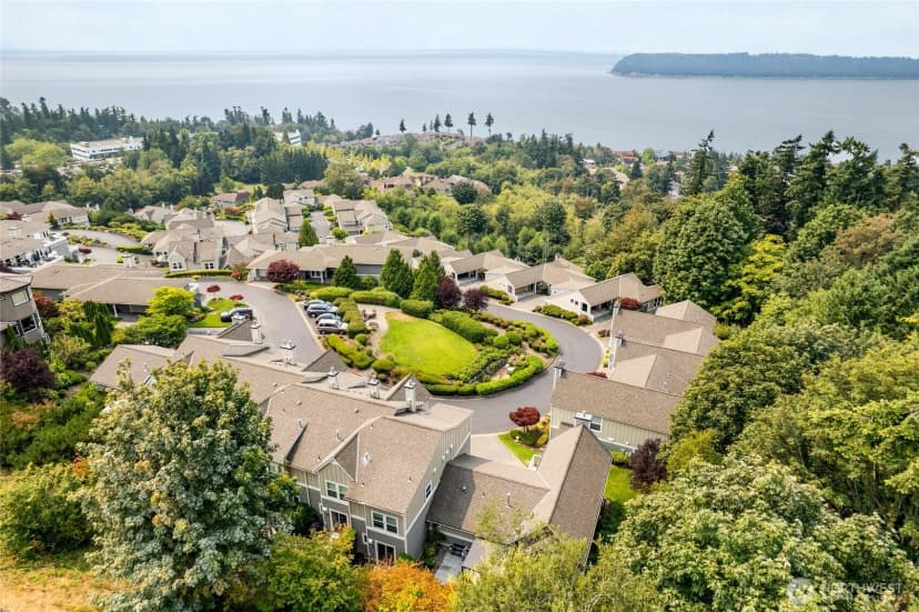 Property photo for 10919 E Villa Monte Drive, Mukilteo photo 37