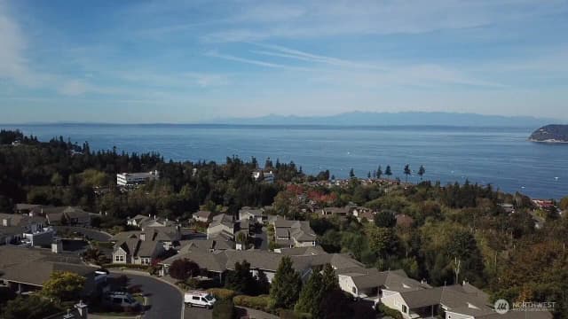 Property photo for 10919 E Villa Monte Drive, Mukilteo photo 3