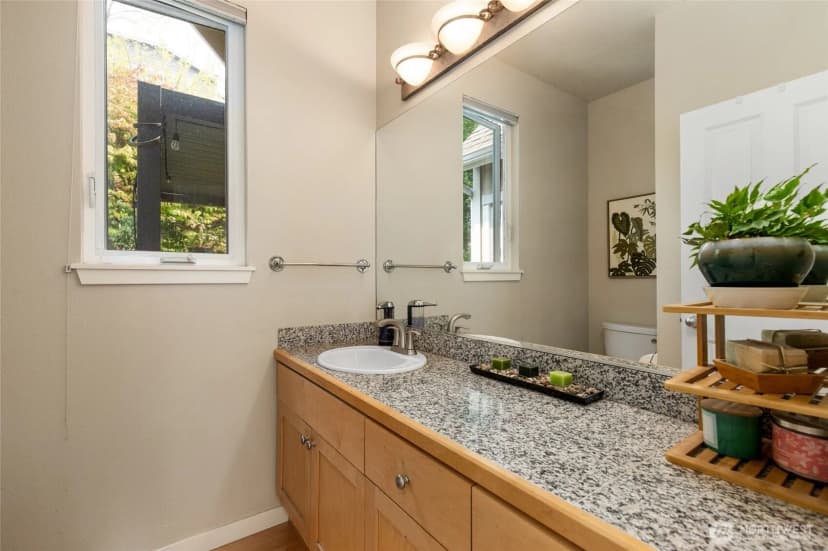 Property photo for 10919 E Villa Monte Drive, Mukilteo photo 28