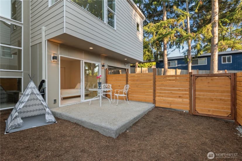 Property photo for 12749 37th Avenue Ne, Seattle photo 33