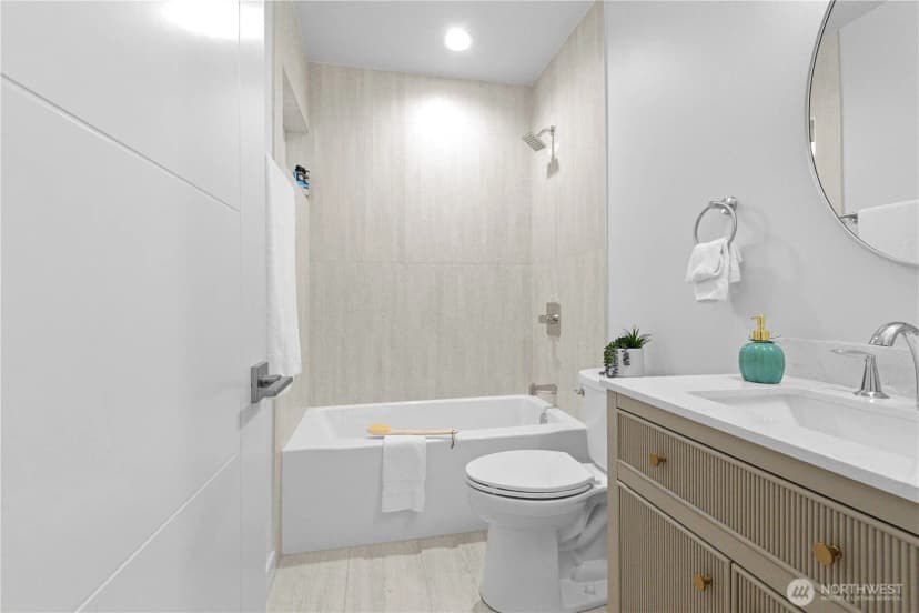 Property photo for 12749 37th Avenue Ne, Seattle photo 24
