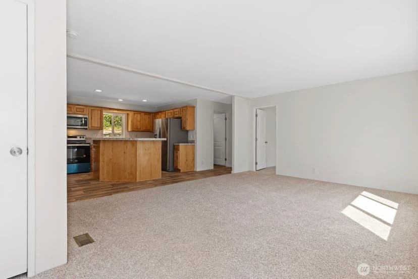 Property photo for 1615 Lake Drive Sw, Lakebay photo 6