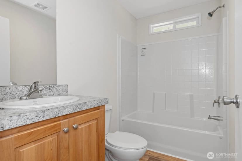 Property photo for 1615 Lake Drive Sw, Lakebay photo 12