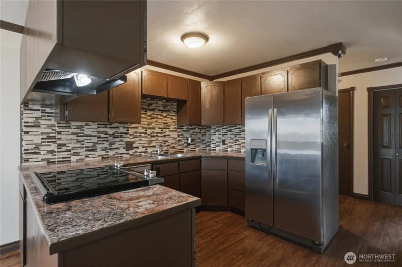 Property photo for 225 W Highland Avenue, Chelan photo 9